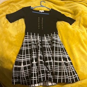 It is a dress that stretches comfortably